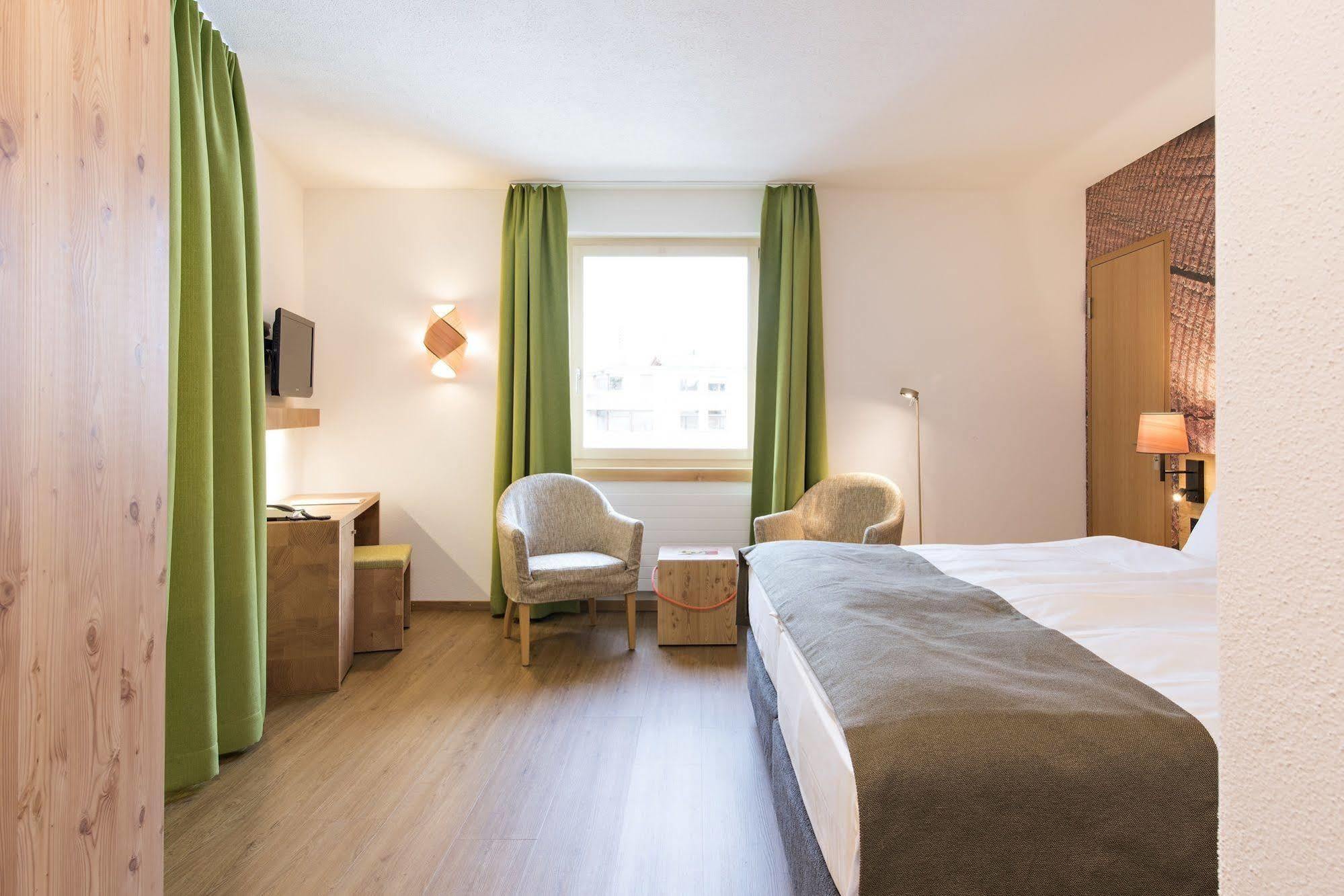Hotel Garni Chesa Mulin Pontresina Exterior photo