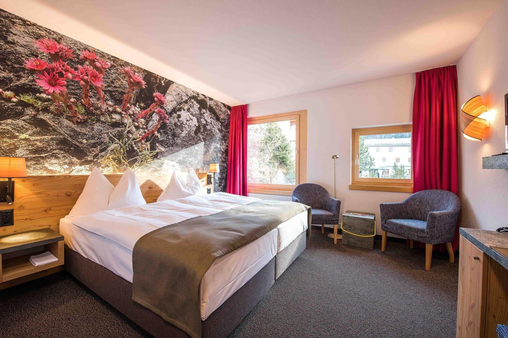Hotel Garni Chesa Mulin Pontresina Exterior photo